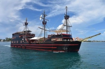 Ingresso para o passeio de barco pirata por Nassau Ingresso para o passeio de barco pirata por Nassau