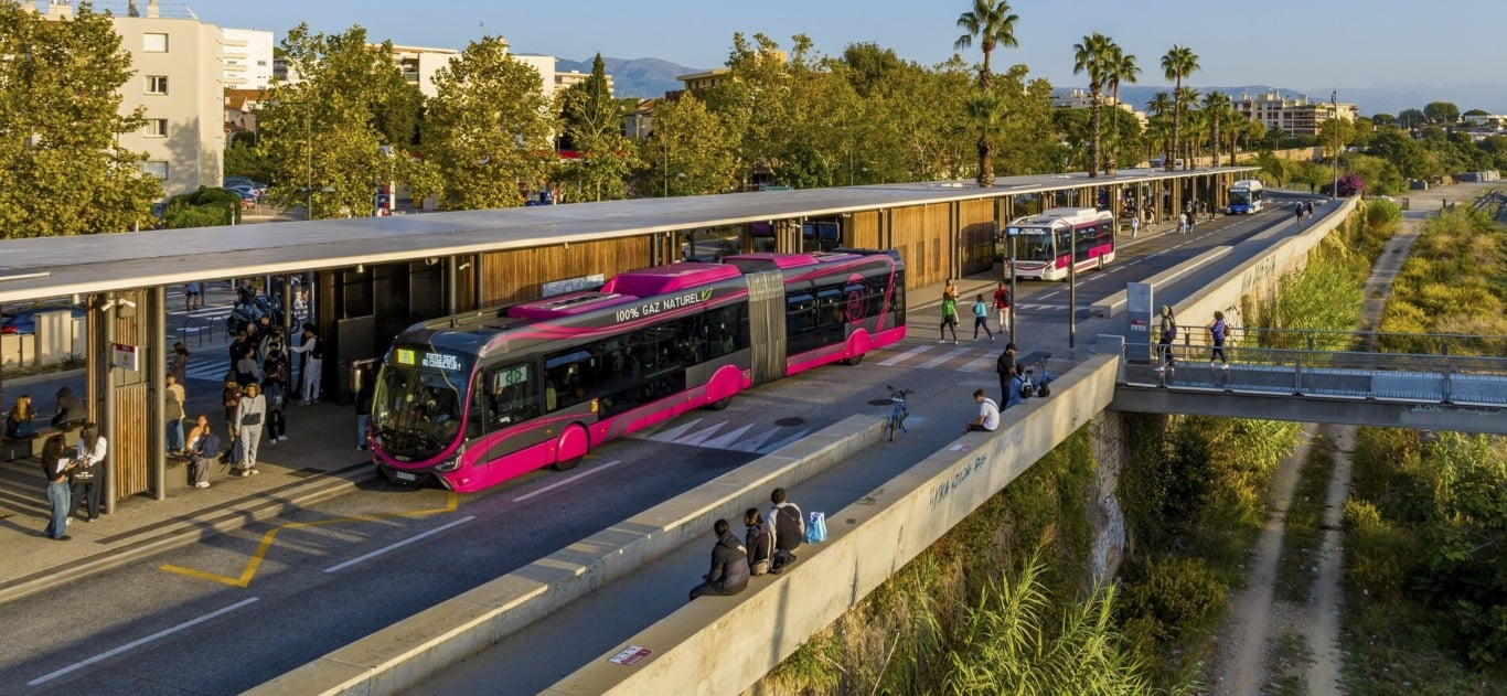 Trem em Antibes