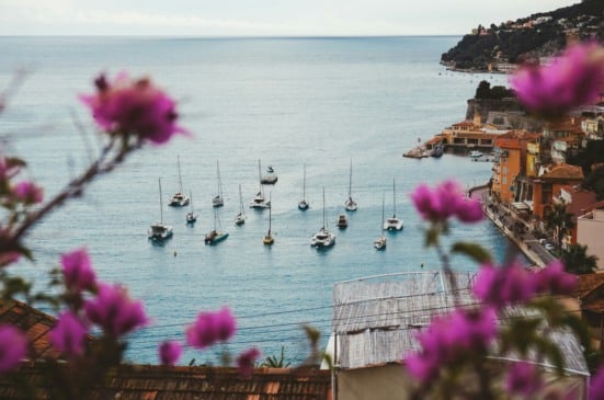 Como se locomover em Villefranche-sur-Mer: carro, táxi, ônibus?