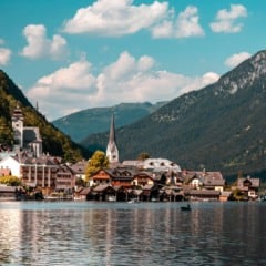 Áustria no verão: lagos, trilhas nos Alpes e cidades históricas