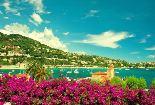 Como ir do aeroporto de Villefranche-sur-Mer até o centro e hotel