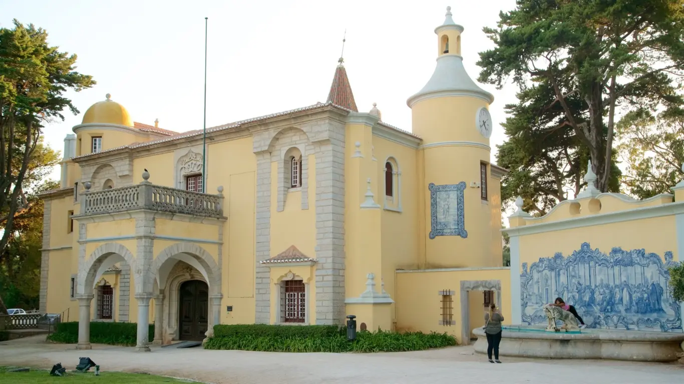 Museu-Biblioteca Condes 