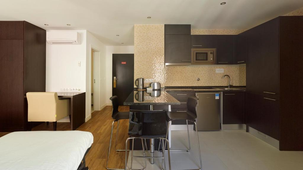 Lisbon City Apartments & Suites