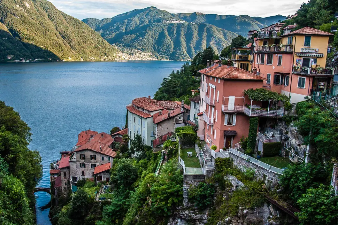 Vião de Nesso no Lago de Como