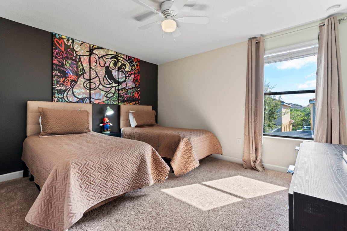 Quarto em casa no condomínio Solterra Resort