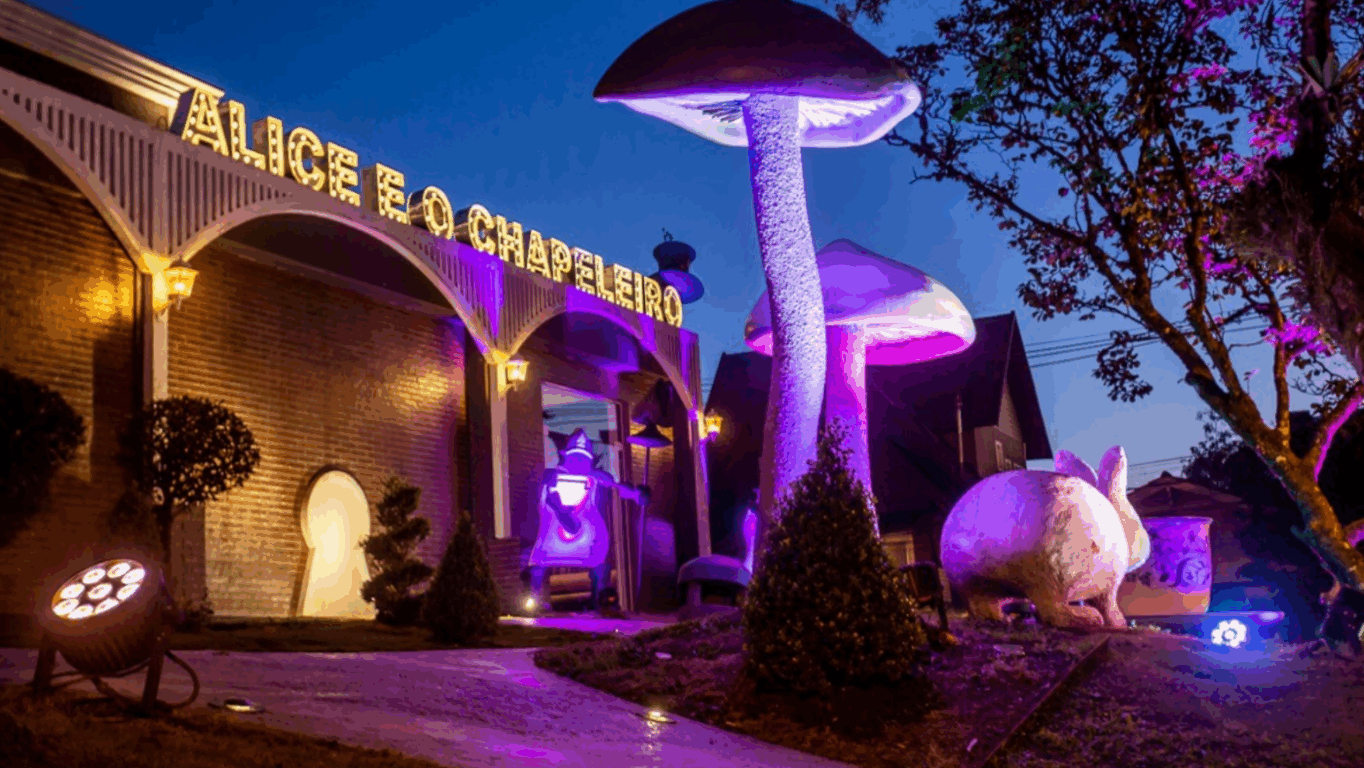 Restaurante Alice e o Chapeleiro em Gramado: Dicas e preços Restaurante Alice e o Chapeleiro em Gramado: Dicas e preços