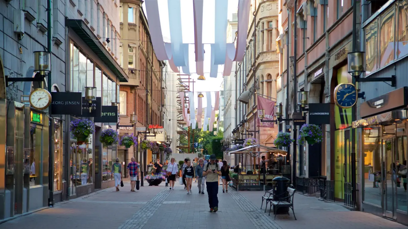 Ruas de Norrmalm em Estocolmo Ruas de Norrmalm em Estocolmo