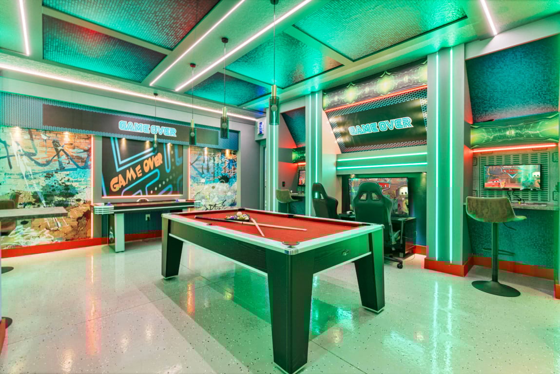 Sala de jogos em casa no condomínio Solterra Resort