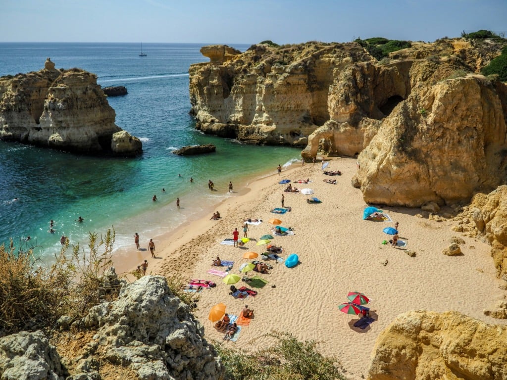 10 praias imperdíveis no Algarve e onde ficar