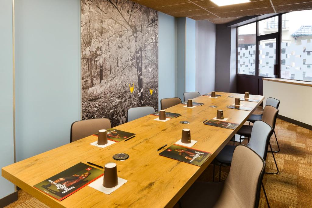 Ibis Paris Gare de l’Est 10ème Ibis Paris Gare de l’Est 10ème