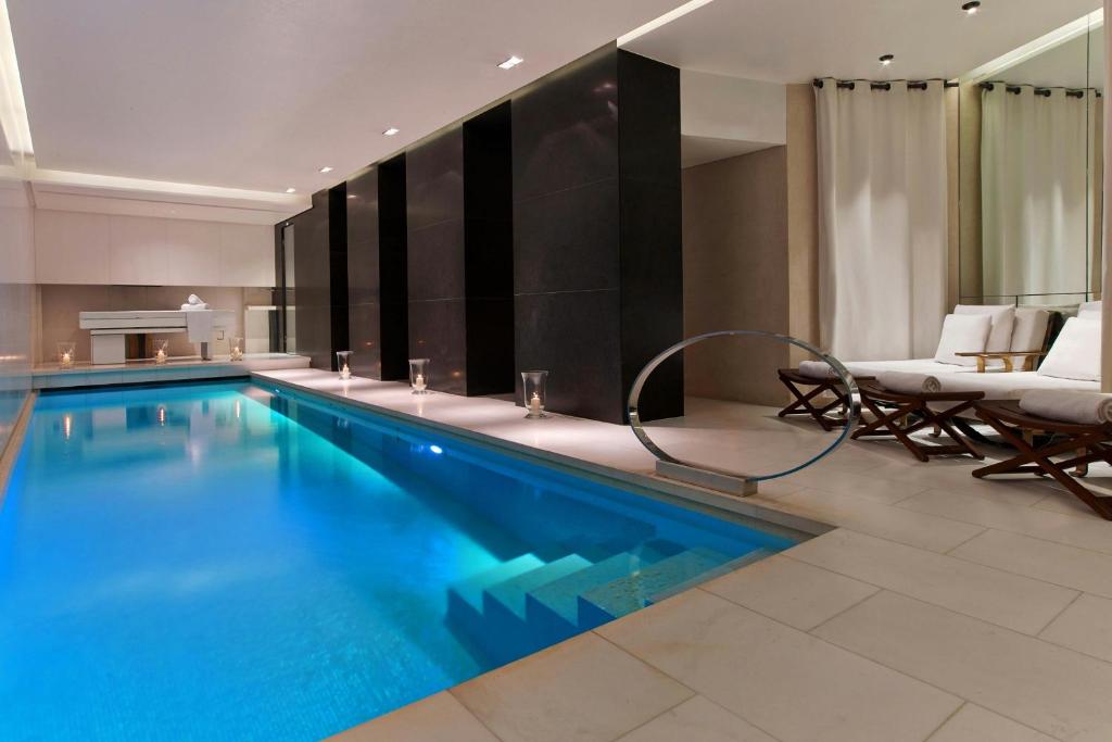 Le Metropolitan Paris Tour Eiffel