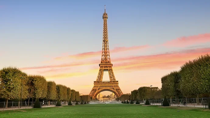 Torre Eiffel em Paris