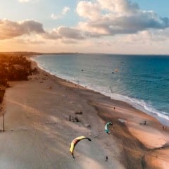 O que fazer em Cumbuco: a vila vizinha a Fortaleza