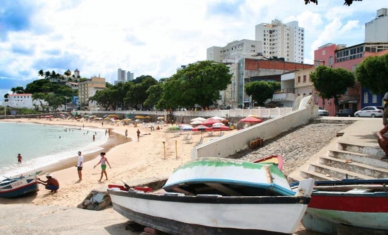 Praia do Porto da Barra em Salvador