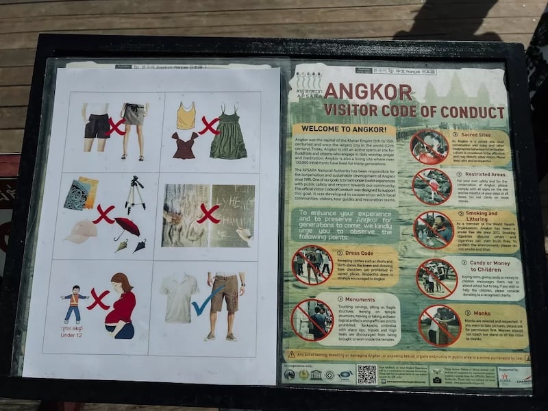 Código de vestimenta nos templos: Angkor Wat Código de vestimenta nos templos: Angkor Wat