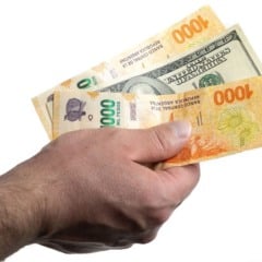 Qual moeda levar para a Argentina? Peso argentino ou d&oacute;lar?