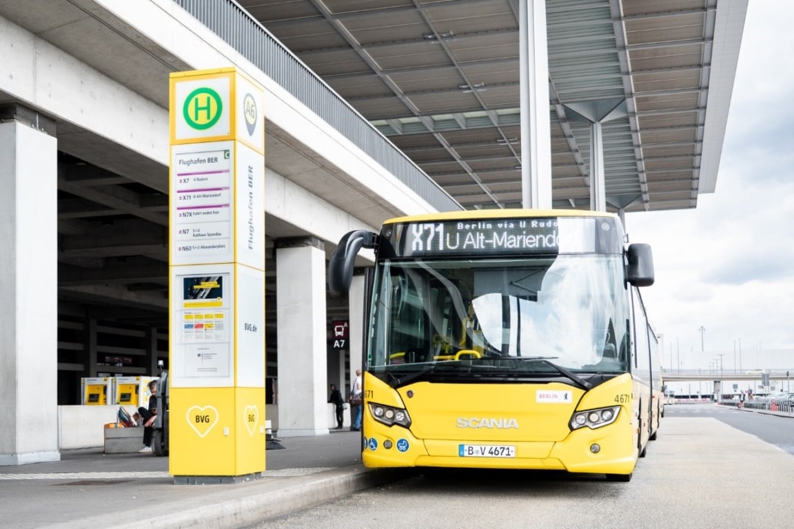 Ônibus no Aeroporto BER Ônibus no Aeroporto BER