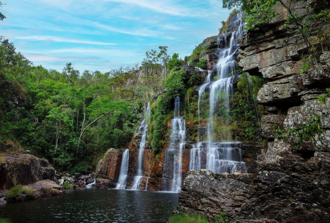 Cachoeira Almécegas I na Chapada dos Veadeiros Cachoeira Almécegas I na Chapada dos Veadeiros