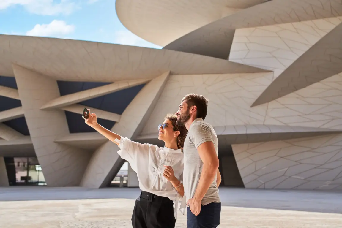 Visitantes no National Museum of Catar Visitantes no National Museum of Catar