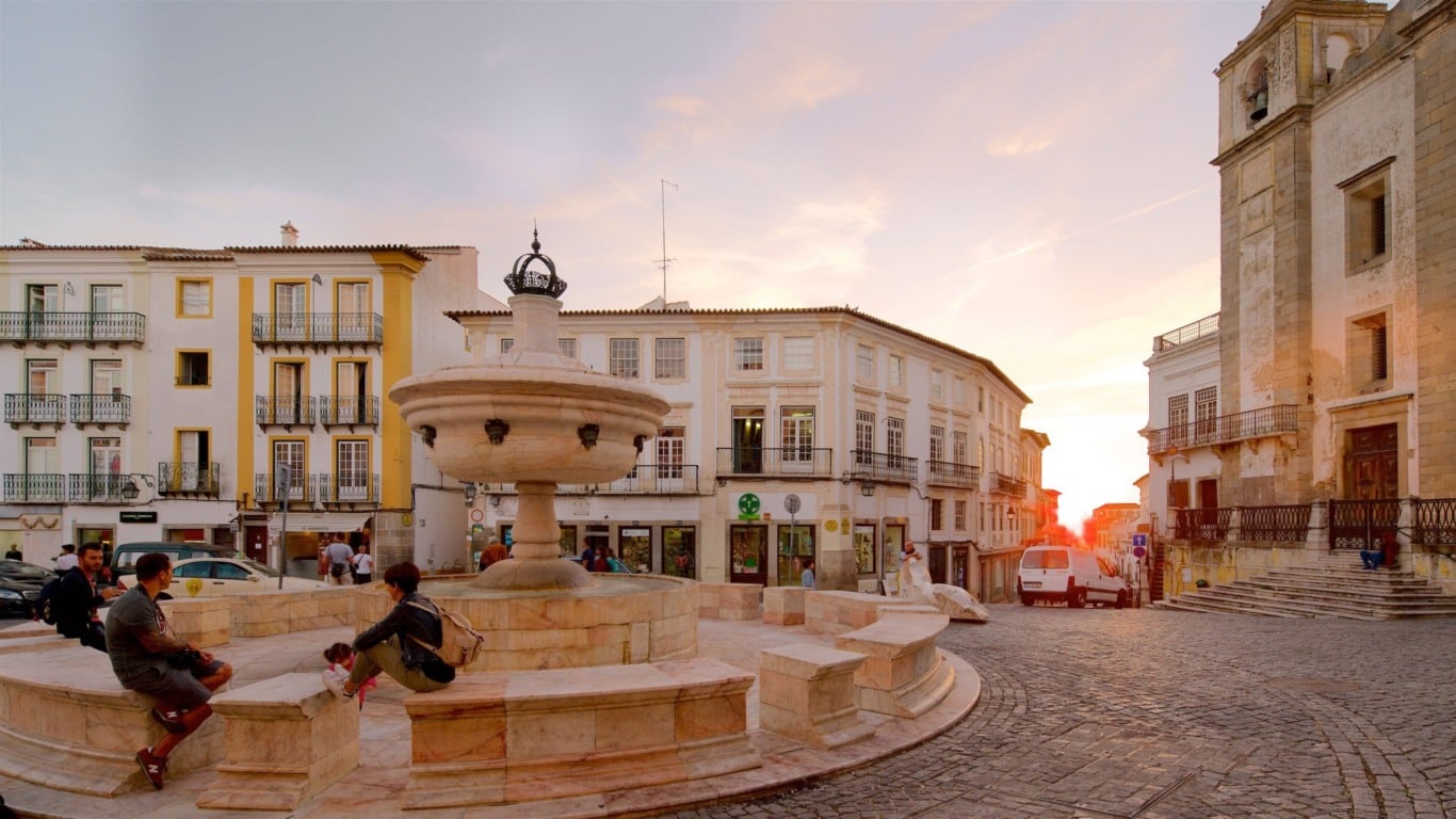 Praça do Giraldo Praça do Giraldo