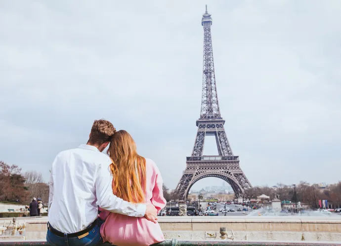 Sessão fotográfica na Torre Eiffel Sessão fotográfica privada na Torre Eiffel