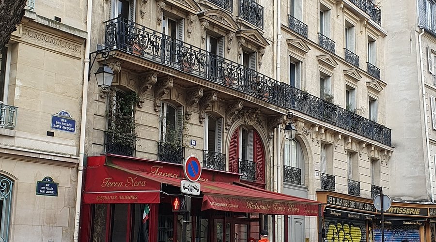 Place de l’Estrapade Place de l’Estrapade