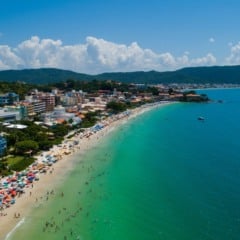 Praia de Bombinhas em Santa Catarina