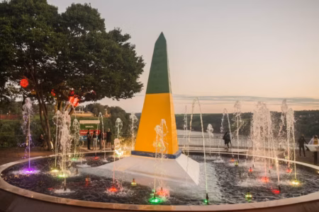 Como chegar a Foz do Iguaçu: avião, carro e ônibus Como chegar a Foz do Iguaçu: avião, carro e ônibus