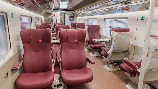 dentro do trem na Espanha