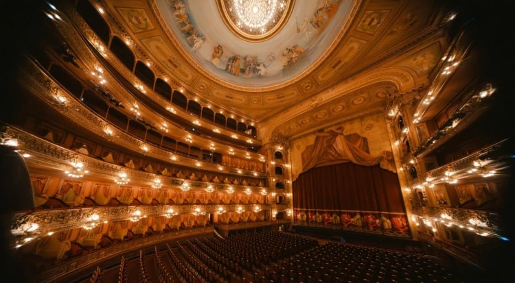 Buenos Aires: Como é a visita guiada ao Teatro Colón Buenos Aires: Como é a visita guiada ao Teatro Colón