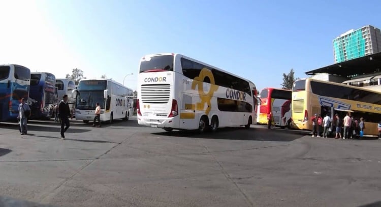 De Santiago a Mendoza de ônibus: viagem pela Cordilheira De Santiago a Mendoza de ônibus: viagem pela Cordilheira