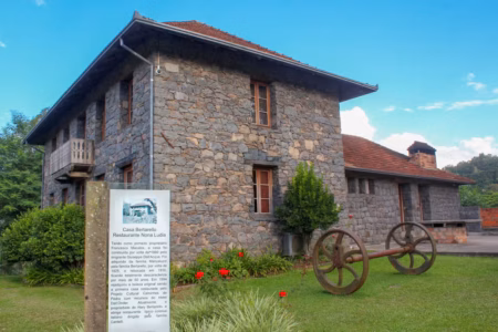 Casa Bertarello - Caminhos de Pedra em Bento Gonçalves Casa Bertarello - Caminhos de Pedra em Bento Gonçalves