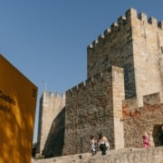 Lisboa: roteiro no el&eacute;trico 12 at&eacute; o Castelo de S&atilde;o Jorge