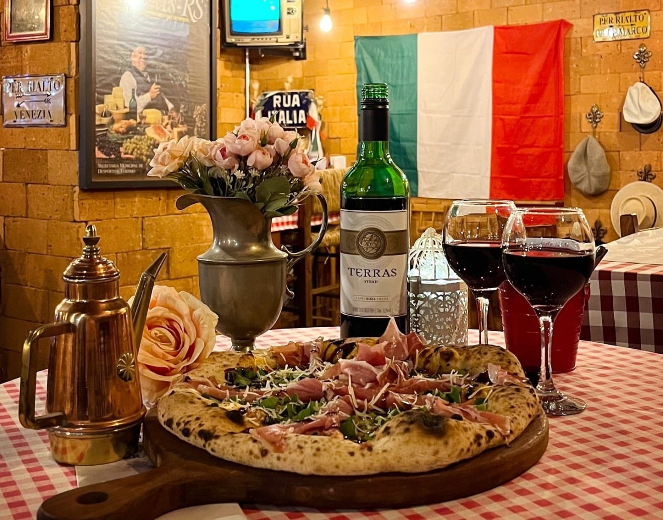Otto e Mezzo Pizza Verace em Bento Gonçalves Otto e Mezzo Pizza Verace em Bento Gonçalves