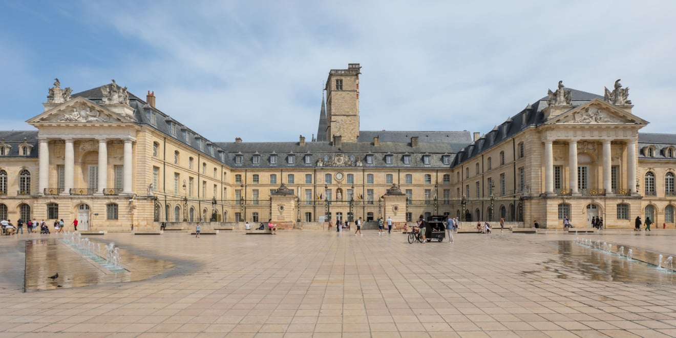 Palais des Ducs et des États de Bourgogne Palais des Ducs et des États de Bourgogne