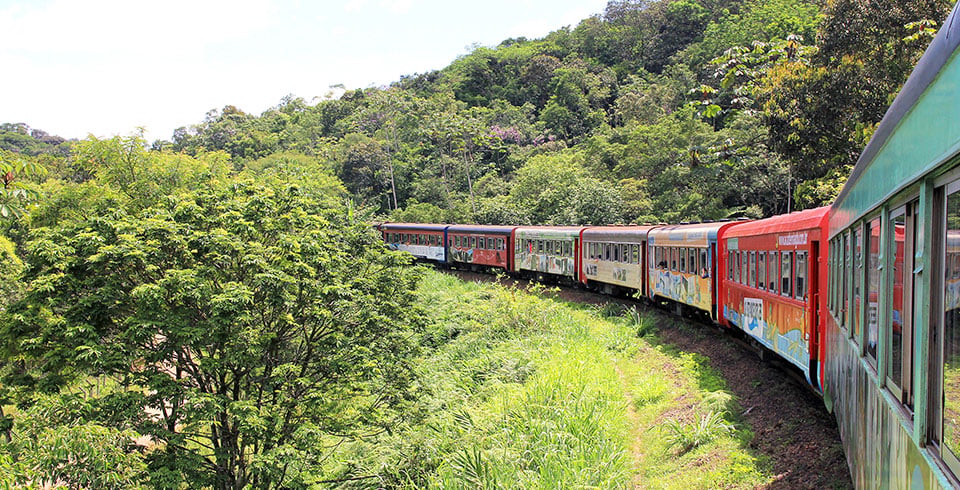 Trem de Curitiba a Morretes Trem de Curitiba a Morretes