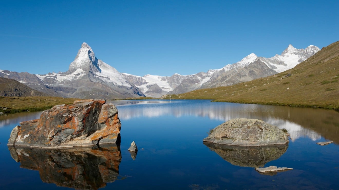 Visão ampla de paisagens na Suíça Visão ampla de paisagens na Suíça