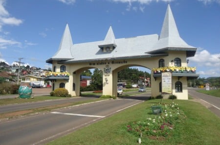 Lugares para se sentir no exterior sem sair do Brasil