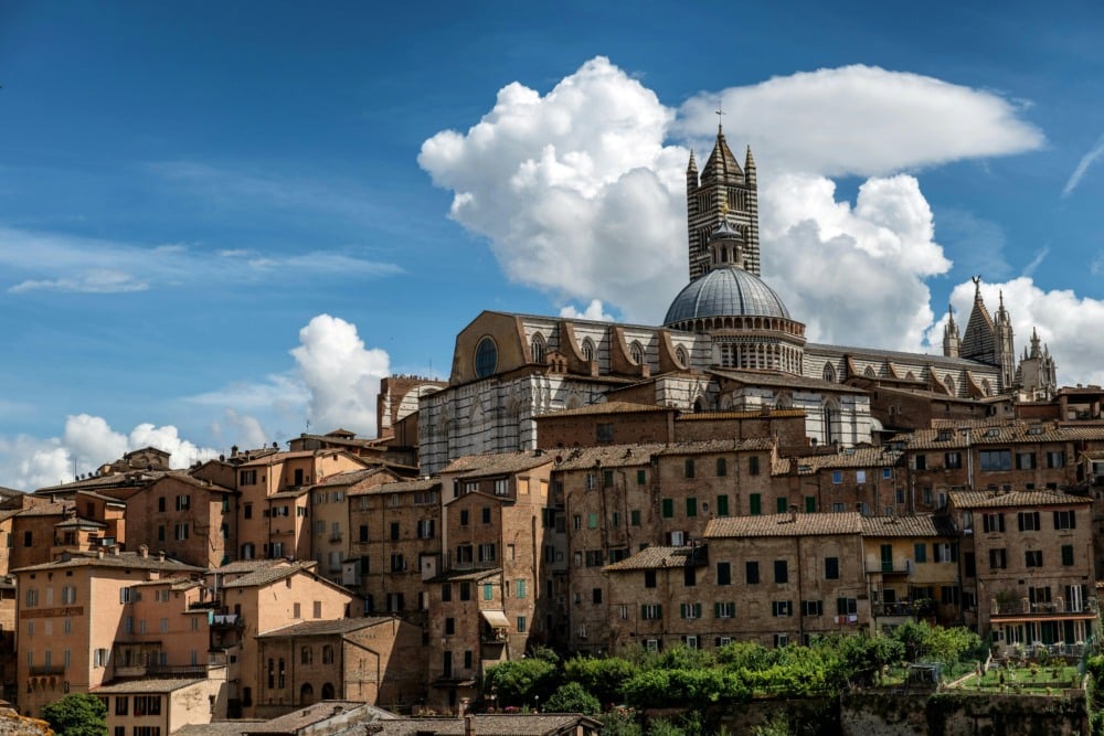 Siena: guia para explorar a cidade medieval da Toscana Siena: guia para explorar a cidade medieval da Toscana