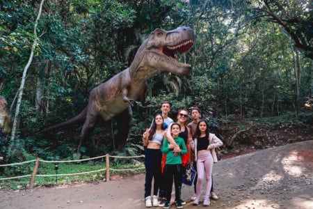 Terra dos Dinos no Rio de Janeiro: Guia completo do parque dos dinossauros Terra dos Dinos no Rio de Janeiro: Guia completo do parque dos dinossauros