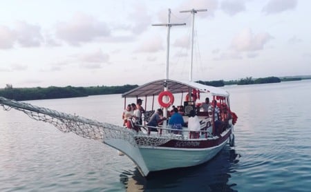 Passeio de barco pelas Nove Ilhas de Maceió Passeio de barco pelas Nove Ilhas de Maceió