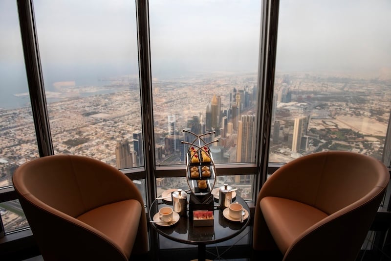 Burj Khalifa - The Lounge Burj Khalifa - The Lounge